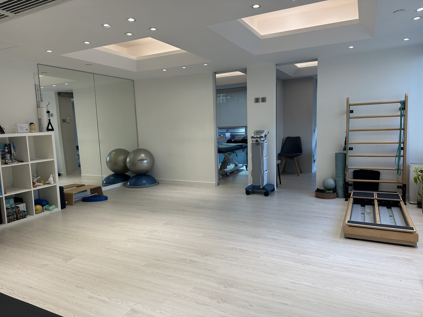 Clinic studio and movement space